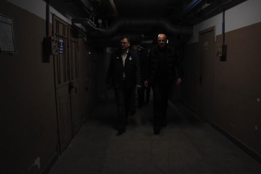 Δένδιας: Τι υποσχέθηκαν να του στείλουν οι Ουκρανοί για να θυμάται την επίσκεψή του στο Κίεβο 