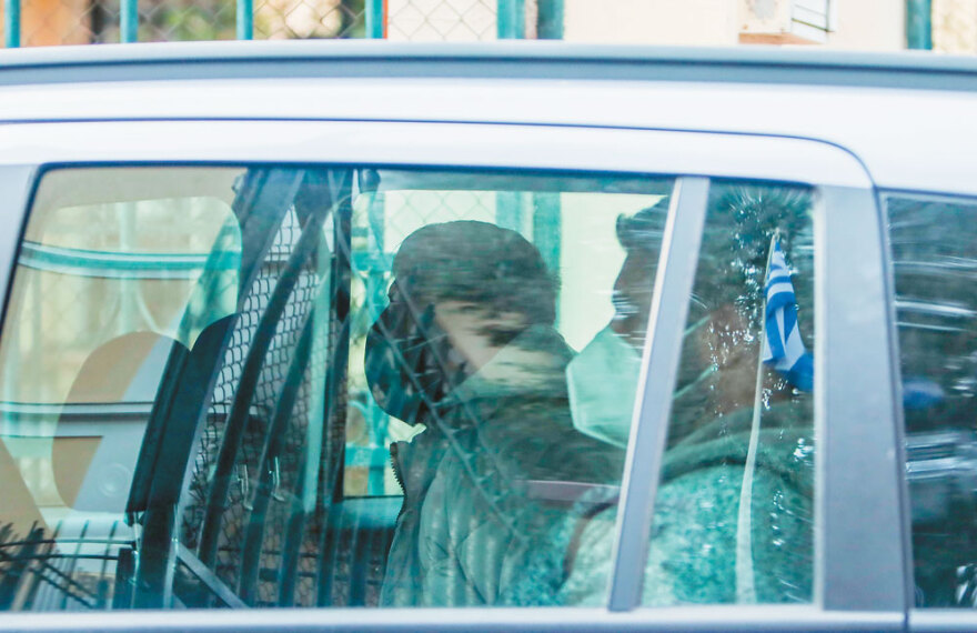 Κολωνός: Και η μάνα «εξέδιδε» τη 12χρονη, της είχε κλείσει εννέα ραντεβού