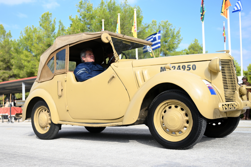 Εβδομάδα Ιππικού - Τεθωρακισμένων για την επέτειο των 200 ετών στην Ελλάδα - Δείτε φωτογραφίες