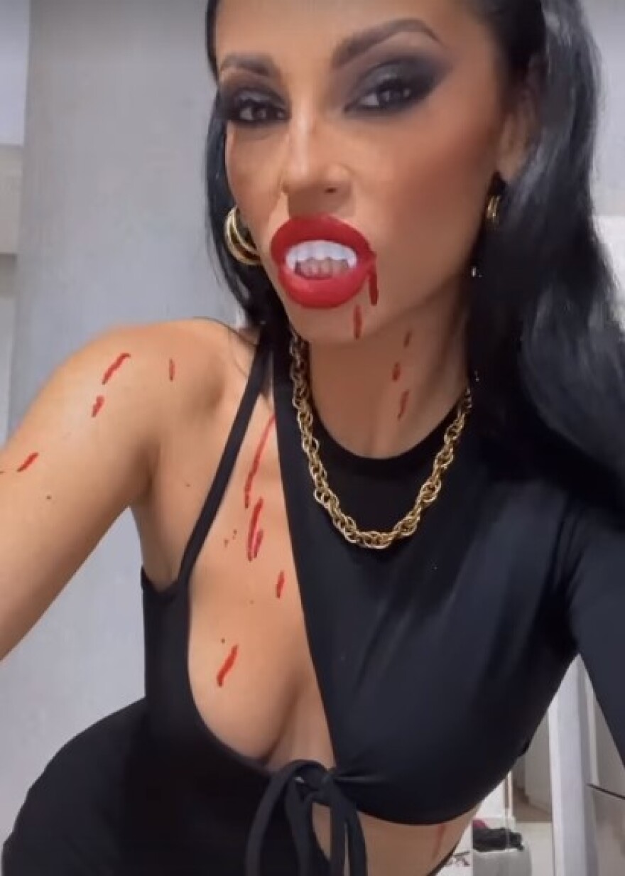 Ιωάννα Τούνη και Δήμητρα Αλεξανδράκη μεταμφιέστηκαν για το Χάλογουιν 