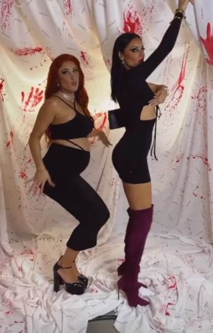 Ιωάννα Τούνη και Δήμητρα Αλεξανδράκη μεταμφιέστηκαν για το Χάλογουιν 