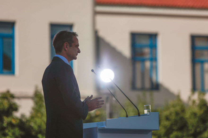 To Μέγαρο Μαξίμου «ψάχνει» την πρώτη Κυριακή των εκλογών