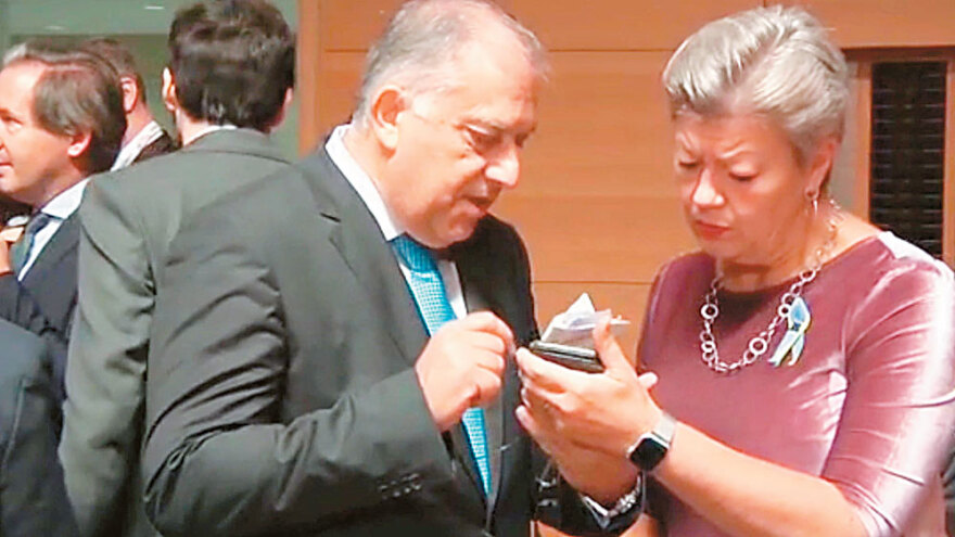 Μαρτυρίες για την «εισβολή των γυμνών» στον Έβρο: Οι Τούρκοι μας χτύπησαν και μας έγδυσαν