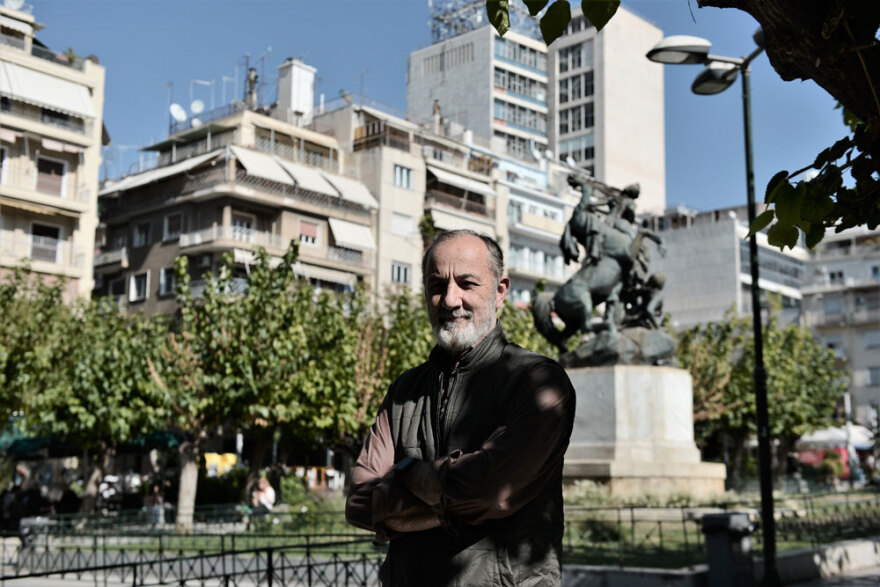 Στέλιος Μάινας: Είναι τρομερή η αγωνία να «καταναλώνεις» διαρκώς social media