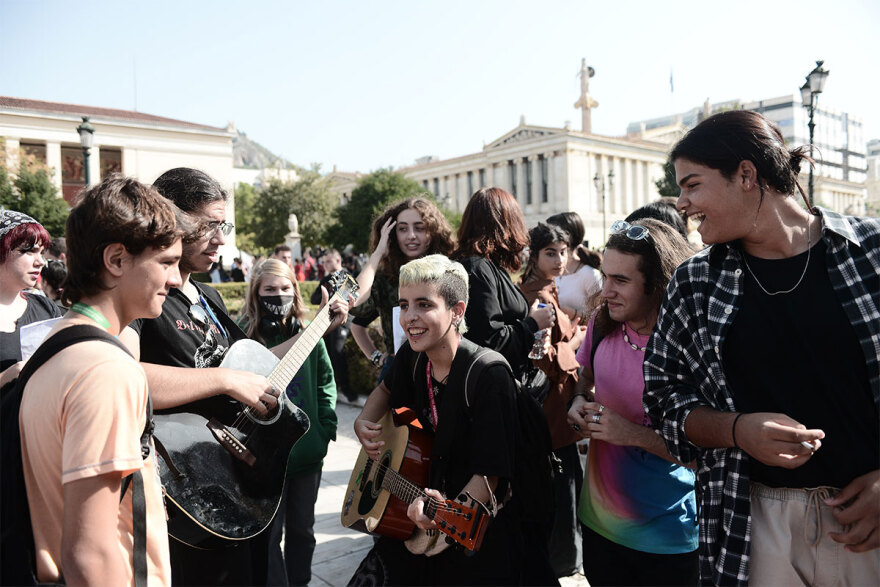 Συλλαλητήριο φοιτητών, μαθητών και γονέων σήμερα στα Προπύλαια