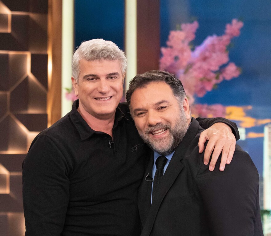 Ελένη Ουζουνίδου και Βλαδίμηρος Κυριακίδης έρχονται στο «2night show»