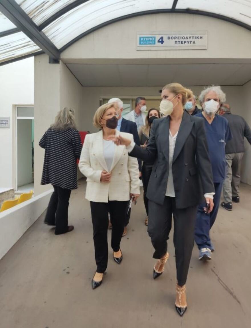 Μίνα Γκάγκα: Το υπουργείο Υγείας στηρίζει το νοσοκομείο «Άγιος Σάββας» στη μάχη κατά του καρκίνου