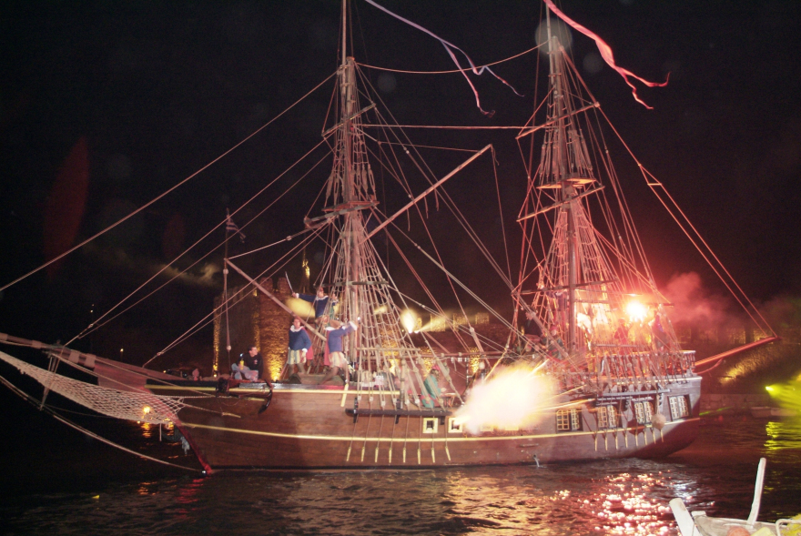 Skipper’s Bar: Αποχαιρετιστήρια βραδιά με «open bar» στο ιστορικό στέκι των ερωτευμένων στη Μαρίνα Αλίμου