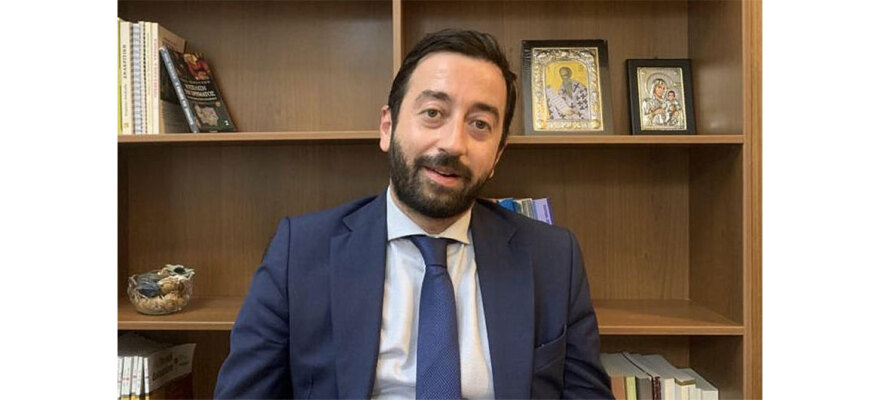 «Δεν ήξερα για τα ραντεβού με άντρες» λέει η σύζυγος του Βασίλη Γοργολίτσα που εισέβαλε στο Εφετείο