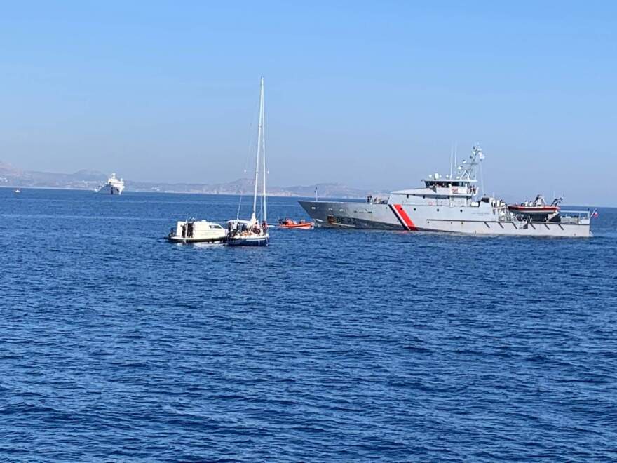 Ασκηση διάσωσης ναυαγών από Ελληνική Ακτοφυλακή και Frontex ανοιχτά της Ρόδου
