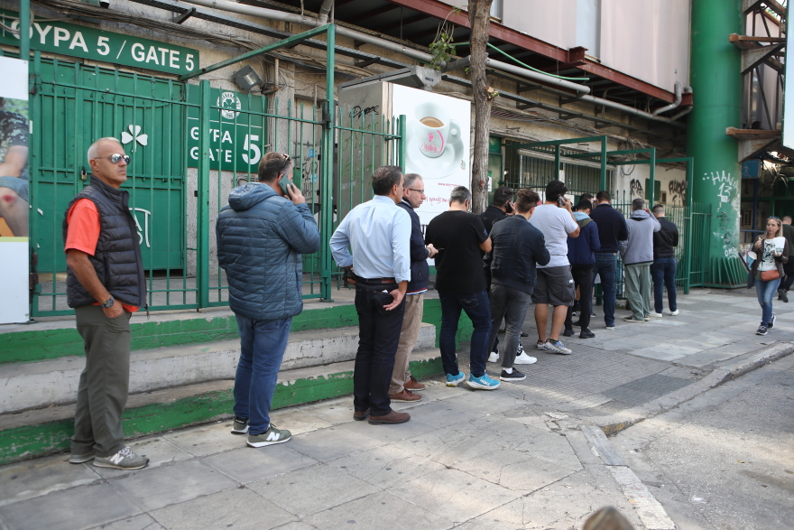  Παναθηναϊκός: Ουρές έξω από τη Λεωφόρο για ένα εισιτήριο του αγώνα με τον Βόλο 