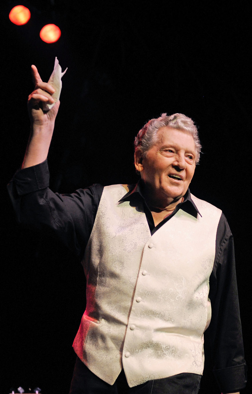 Τζέρι Λι Λιούις: Πέθανε ο θρύλος του «Great Balls of Fire»