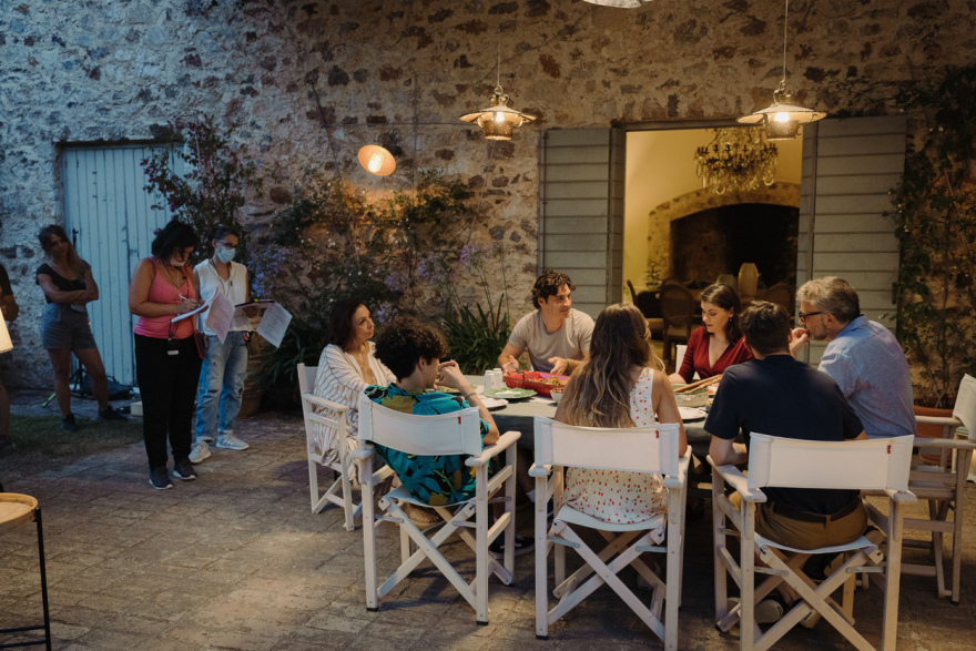 Μaestro: Φωτογραφίες από τα γυρίσματα της σειράς του Χριστόφορου Παπακαλιάτη