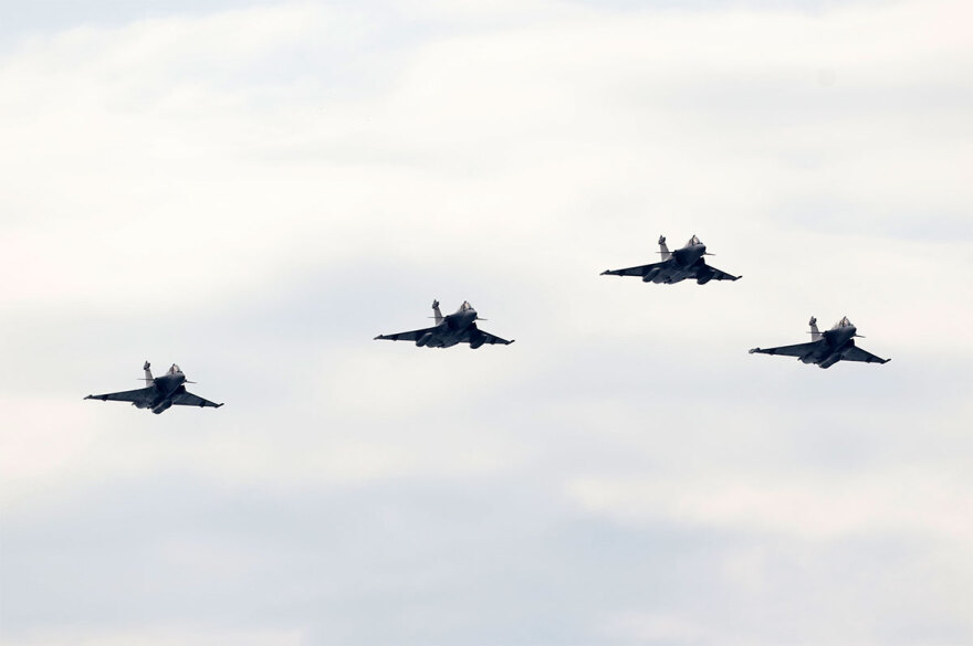 28η Οκτωβρίου - Θεσσαλονίκη: Έλαμψαν τα τεθωρακισμένα Marder και τα μαχητικά Rafale - Δείτε βίντεο και φωτογραφίες