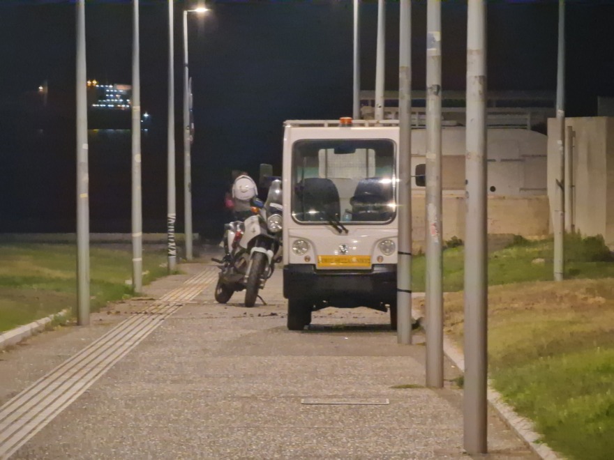 Θεσσαλονίκη: Ξυλοκόπησαν γυναίκα στον Λευκό Πύργο και τη γλίτωσαν εργαζόμενοι της καθαριότητας