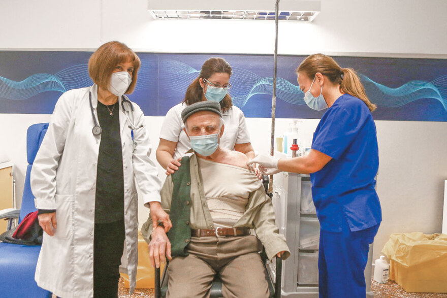 Κορωνοϊός: Στα μέσα Νοεμβρίου το νέο κύμα στην Ελλάδα, λένε οι επιστήμονες