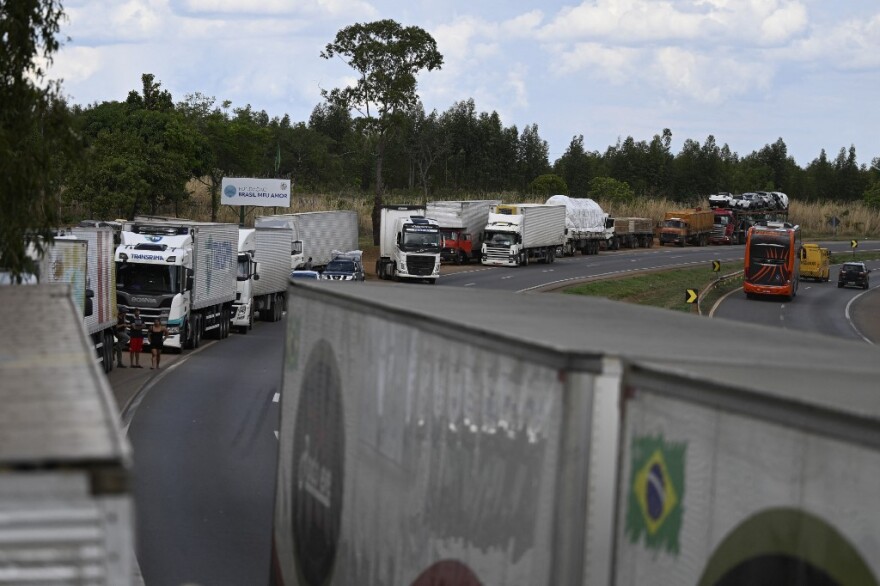 Το 24ώρο μετά την εκλογική νίκη του Λούλα στη Βραζιλία - Πως αντέδρασαν οι οπαδοί του Μπολσονάρου