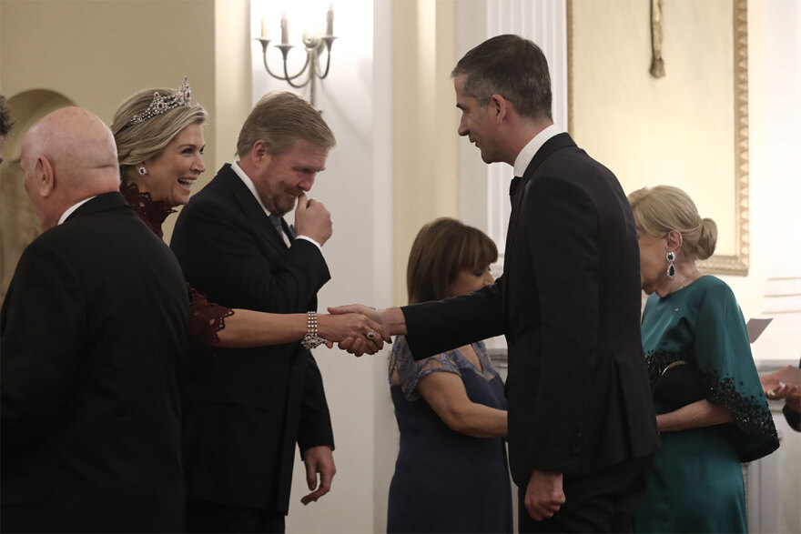 Όλα όσα έγιναν στο δείπνο προς τιμήν του βασιλικού ζεύγους της Ολλανδίας στο Προεδρικό - Δείτε φωτογραφίες 