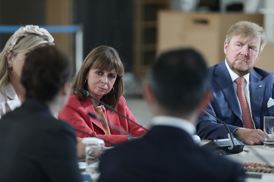 Βασιλικό ζεύγος Ολλανδίας: Έδωσε το παρών σε συζήτηση για την καταπολέμηση της οικογενειακής βίας στο ΚΠΣΙΝ