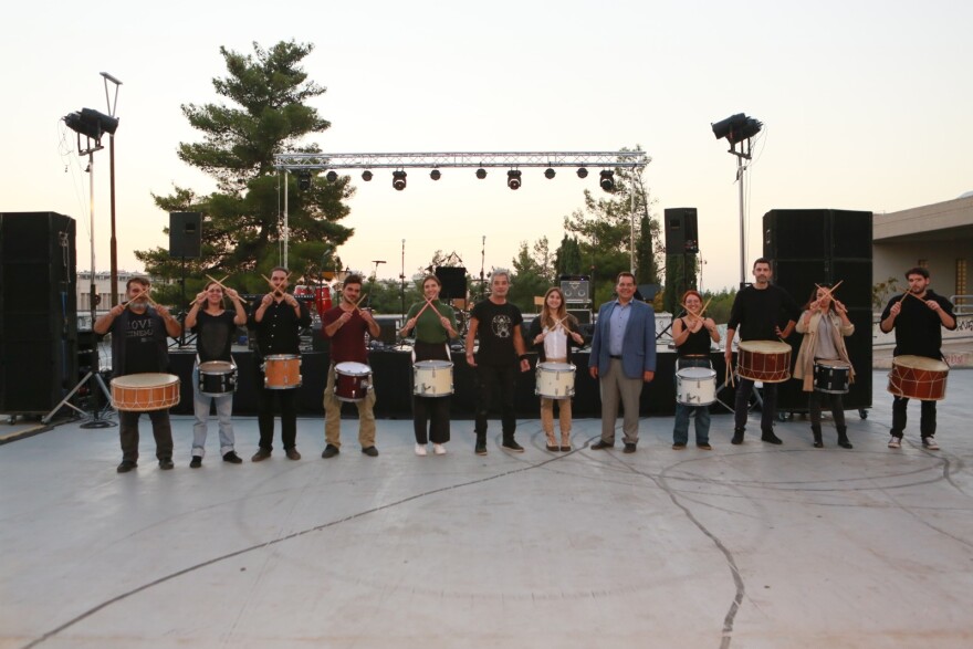 Πολυτεχνείο: Με τραγούδια, χορούς και μουσική υποδέχθηκε τους νέους φοιτητές (video)