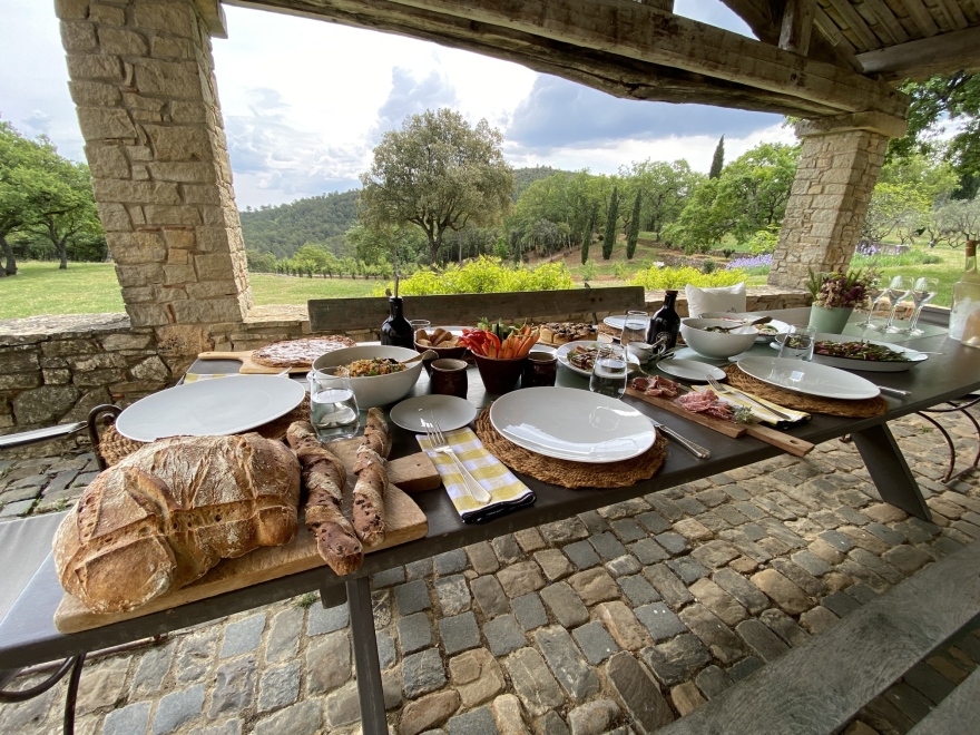 Μπραντ Πιτ: Πώς ανακαίνισε το μυθικό Studio Miraval - Οι δίκες για το κτήμα και η Sade