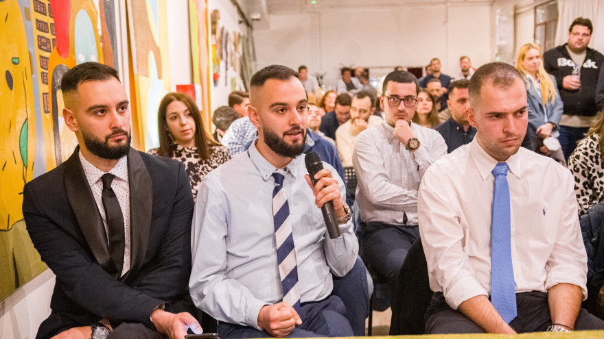 ΟΝΝΕΔ: Η νέα καμπάνια της με τίτλο «Άσε τη δουλειά σου να μιλήσει» - Πρώτη ανοιχτή συζήτηση με νέους υγειονομικούς