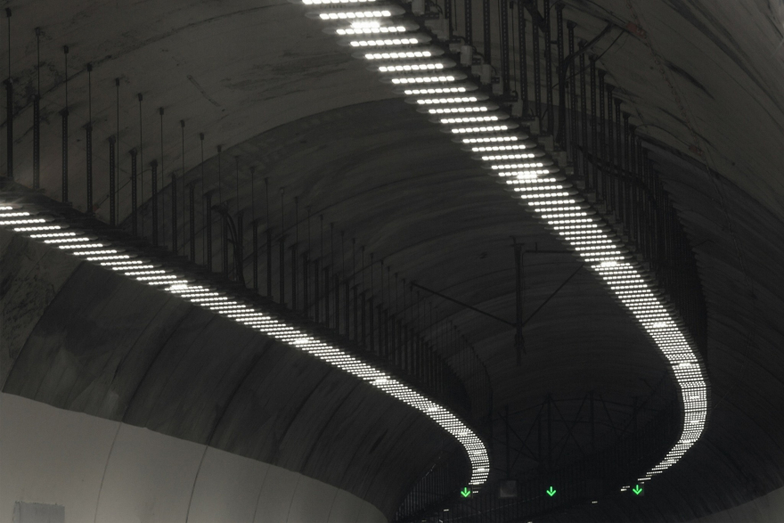 «Έξυπνη» και «πράσινη» τεχνολογία στους αυτοκινητόδρομους