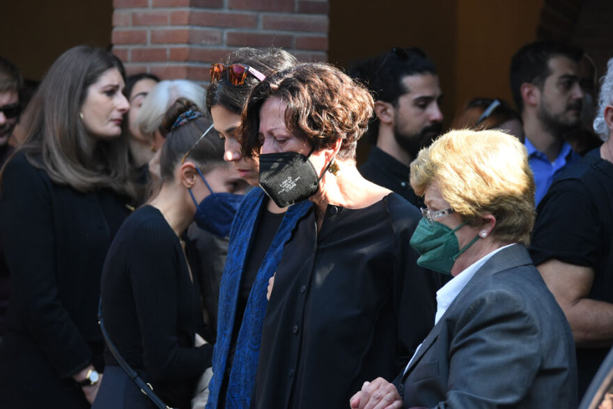 Ηλίας Ζερβός: Θλίψη και συγκίνηση στην κηδεία του ηθοποιού