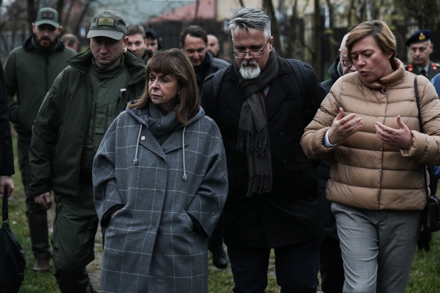 Στην Ουκρανία η Σακελλαροπούλου με τον Παναγιωτόπουλο - Πήγε σε Μποροντιάνκα, Μπούτσα και Ιρπίν