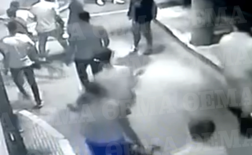 Έδεσσα: Άγριος ξυλοδαρμός μεταξύ μαθητών Λυκείου - Σταμάτησαν να τον χτυπούν όταν λιποθύμησε