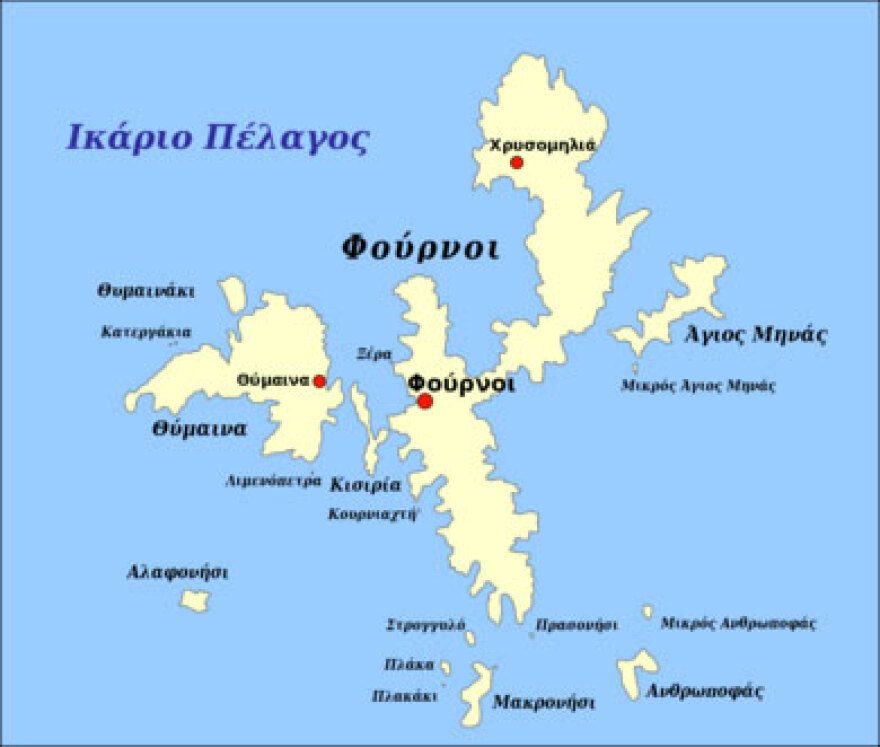 Η παρέλαση των τριών μαθητών στη Θύμαινα και τα προβλήματα του νησιού και του σχολείου του