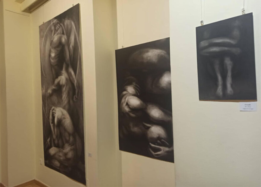 Ζωγραφική από κάρβουνο. Τα έργα της Χρυσάνθη Μαγγίδη