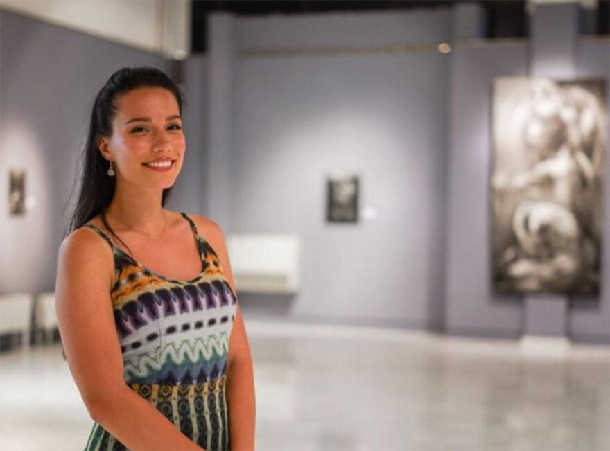 Ζωγραφική από κάρβουνο. Τα έργα της Χρυσάνθη Μαγγίδη