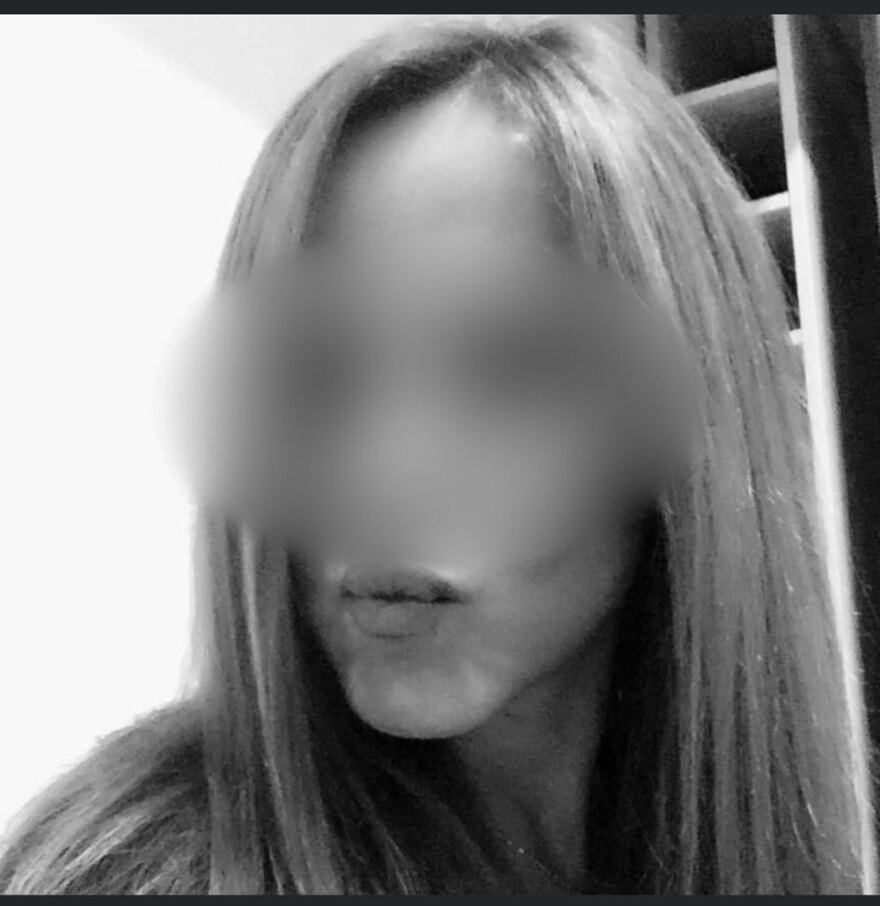 Η γιατρός που «έκαψε» τον Ντίνο Μήτογλου εργαζόταν ως μικροβιολόγος