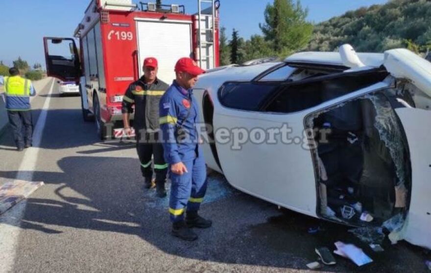 Θανατηφόρο τροχαίο στη Λαμία: ΙΧ «τούμπαρε» στην εθνική οδό - Μία νεκρή και μία βαριά τραυματισμένη