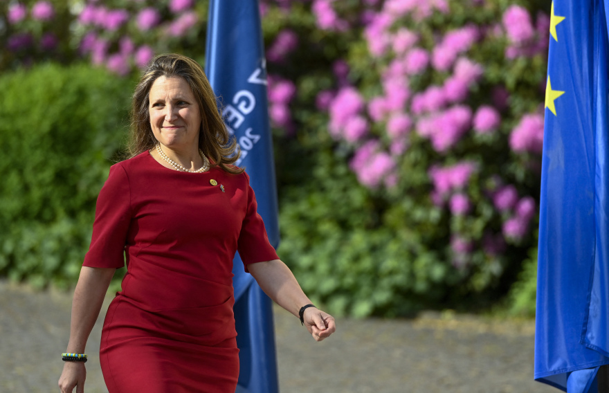 ΝΑΤΟ: Τέσσερις γυναίκες μεταξύ των πιθανών υποψηφίων για την διαδοχή Στόλτενμπεργκ, σύμφωνα με τους New York Times