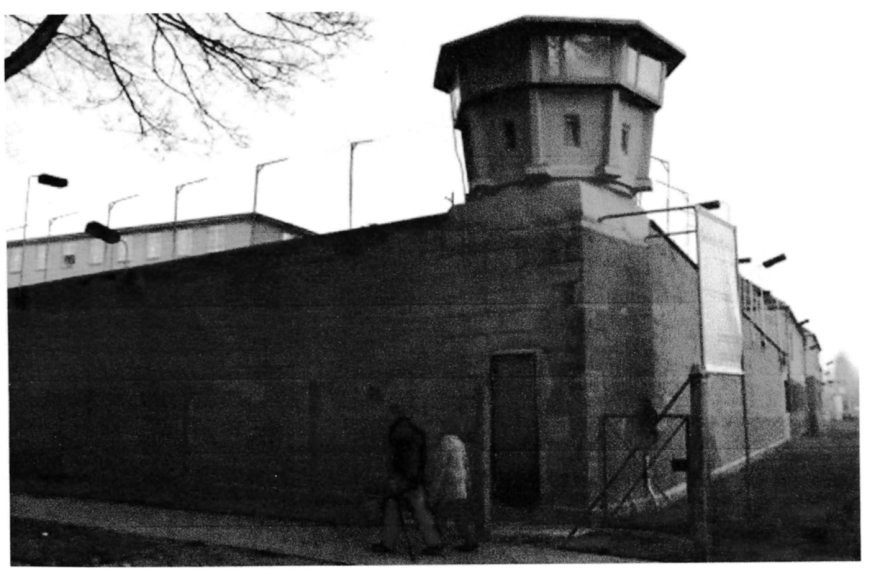 Γιώργος Μπακαλιός: Η απίστευτη ομηρεία του 6 χρόνια στα μπουντρούμια της Στάζι