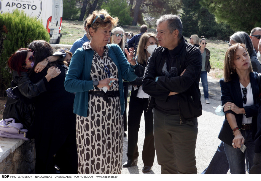 Αντώνης Σκυλλάκος: Συγκίνηση στην κηδεία του