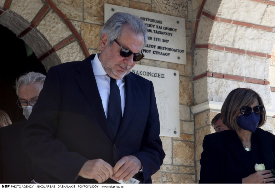 Αντώνης Σκυλλάκος: Συγκίνηση στην κηδεία του