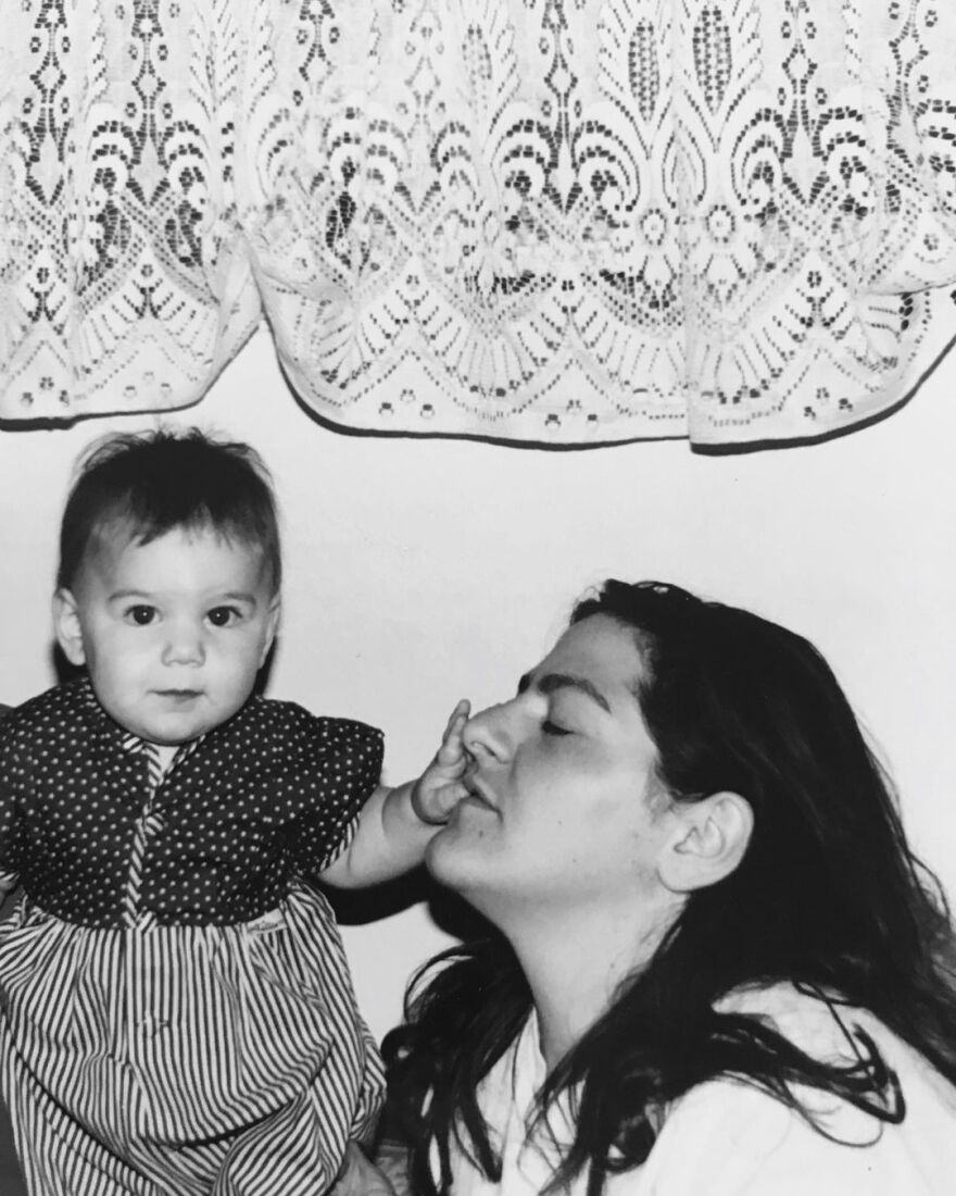 Δανάη Μπάρκα: Η τρυφερή ανάρτηση για τα γενέθλια της Βίκυς Σταυροπούλου