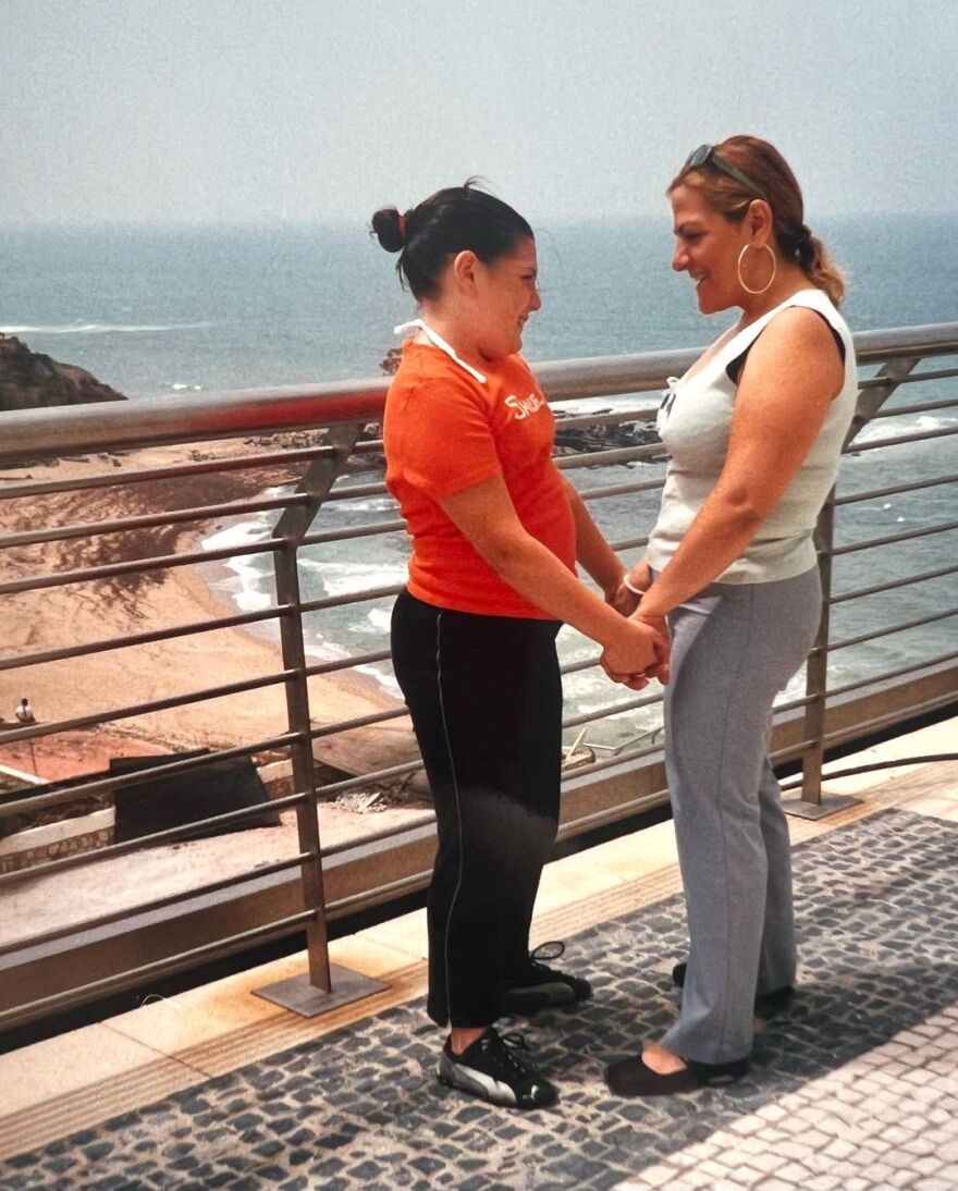 Δανάη Μπάρκα: Η τρυφερή ανάρτηση για τα γενέθλια της Βίκυς Σταυροπούλου