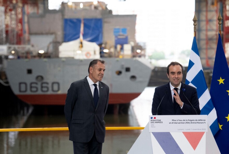 Γαλλία: Στη δημοσιότητα οι φωτογραφίες της πρώτης φρεγάτας Belh@rra «Ναύαρχος Ρονάρ»