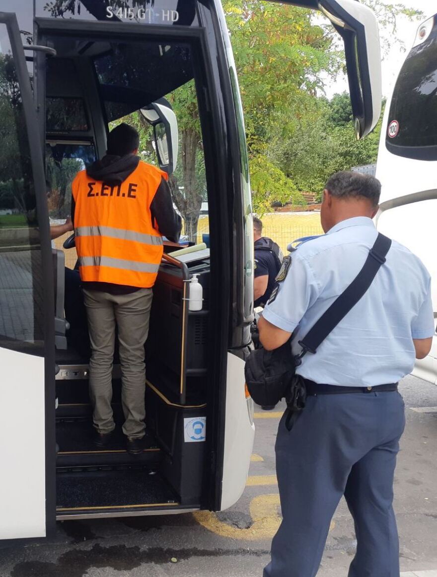 Επιθεώρηση Εργασίας: Έλεγχοι σε οδικές μεταφορές και σχολικά λεωφορεία