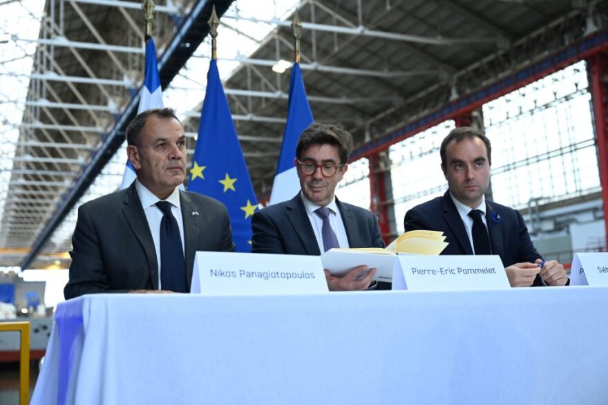 Γαλλία: Στη δημοσιότητα οι φωτογραφίες της πρώτης φρεγάτας Belh@rra «Ναύαρχος Ρονάρ»