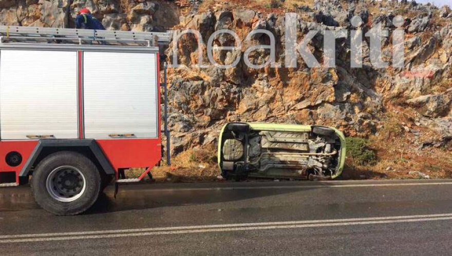 Τροχαίο στο Ηράκλειο Κρήτης -  Σώες απεγκλωβίστηκαν μητέρα και κόρη