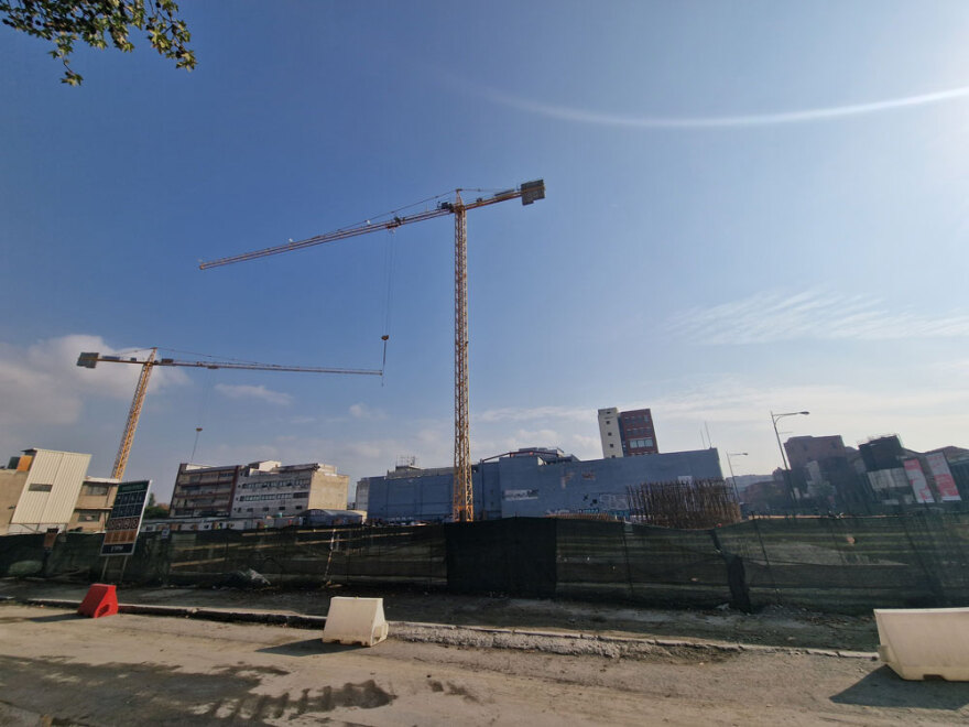 Τραγωδία στη Θεσσαλονίκη: Σορός άνδρα βρέθηκε καρφωμένη σε σιδερόβεργες σε εργοτάξιο