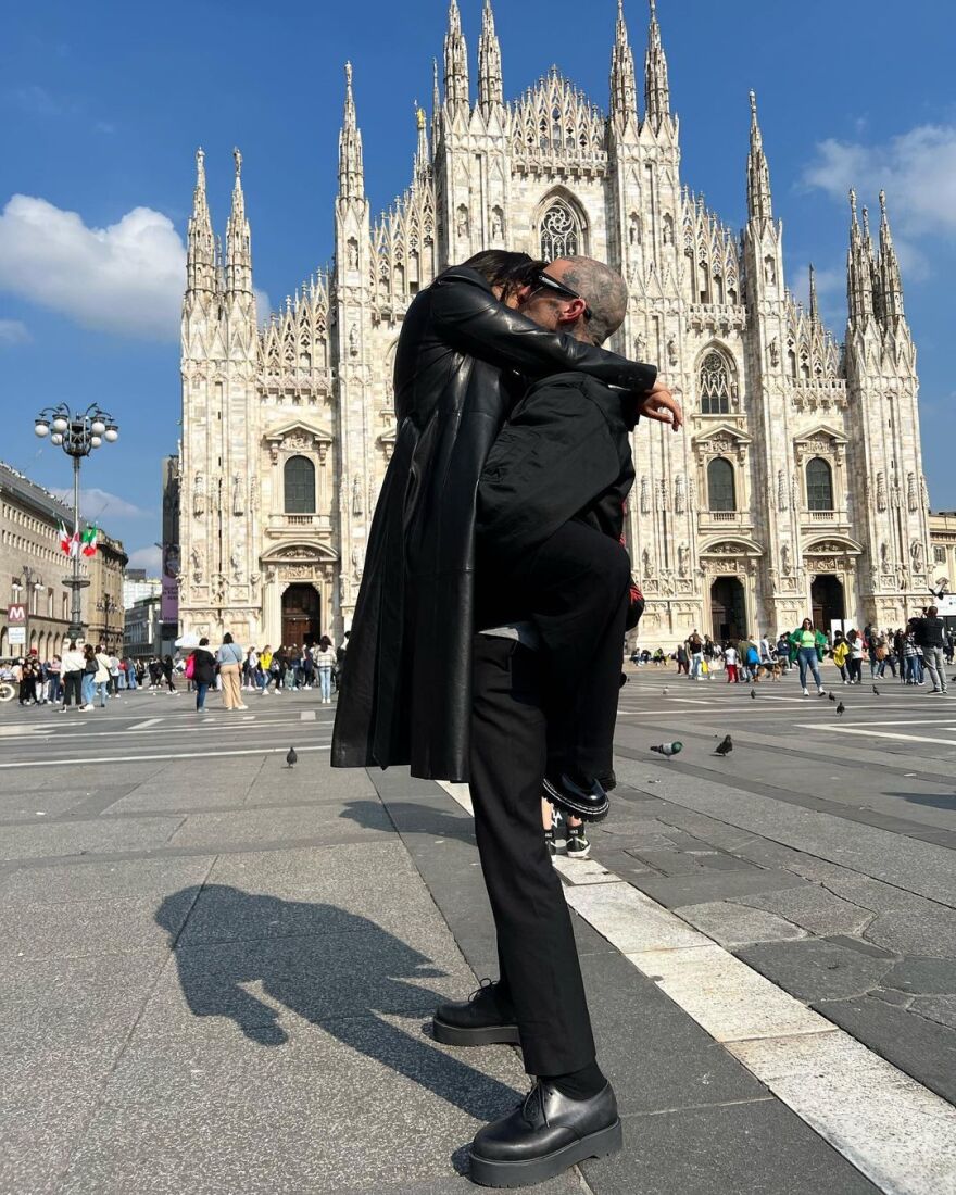 Κόρτνεϊ Καρντάσιαν: Δημοσίευσε φωτογραφίες από την πρόβα νυφικού που έκανε στην Ιταλία