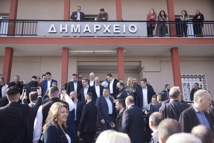 Μητσοτάκης: «Θα στηρίξουμε αγρότες, κτηνοτρόφους» - Τα έργα που ανακοίνωσε από την περιοδεία στην Πιερία