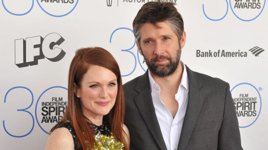 Ο έρωτας χρόνια δεν κοιτά - 10 διάσημες που ερωτεύτηκαν μικρότερους άνδρες