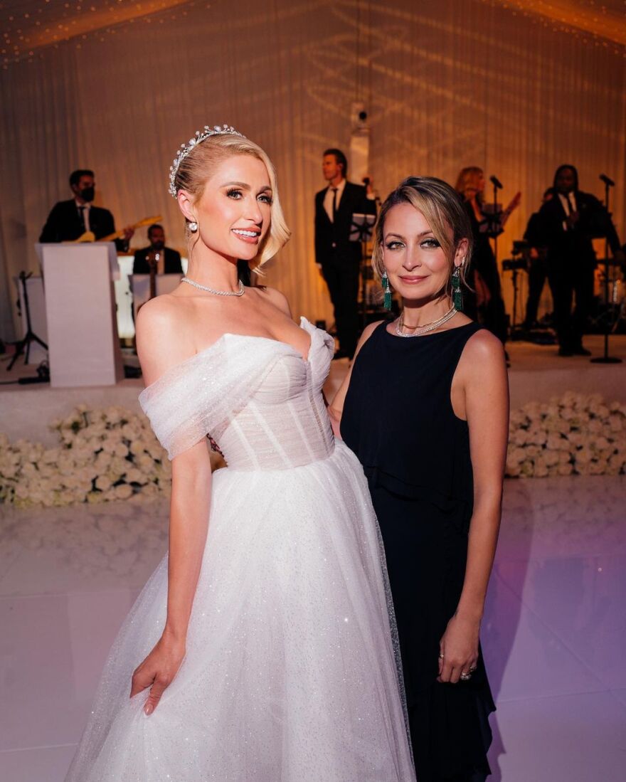 Πάρις Χίλτον: Γιορτάζει την επέτειο του γάμου της με τον Κάρτερ Ριμ - Δείτε φωτογραφίες